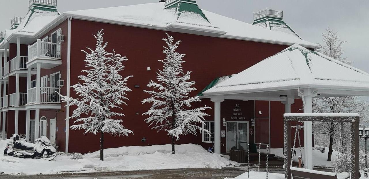 Les Pavillons Du Petit Manoir Du Casino Hotel La Malbaie Exterior foto