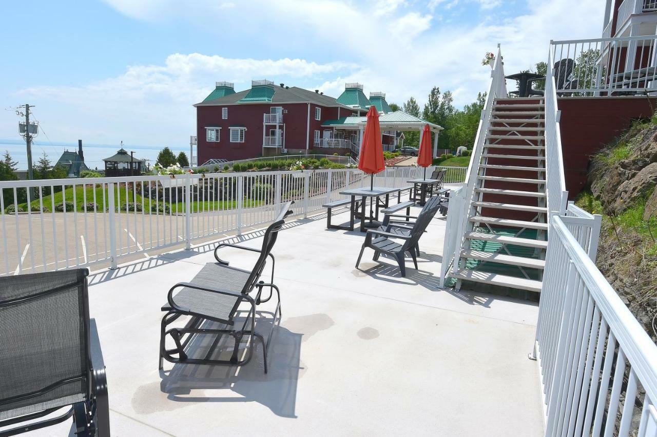 Les Pavillons Du Petit Manoir Du Casino Hotel La Malbaie Exterior foto